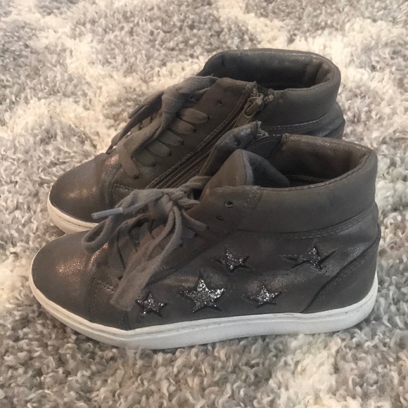 Girls size 1 hightop ! - Picture 1 of 2